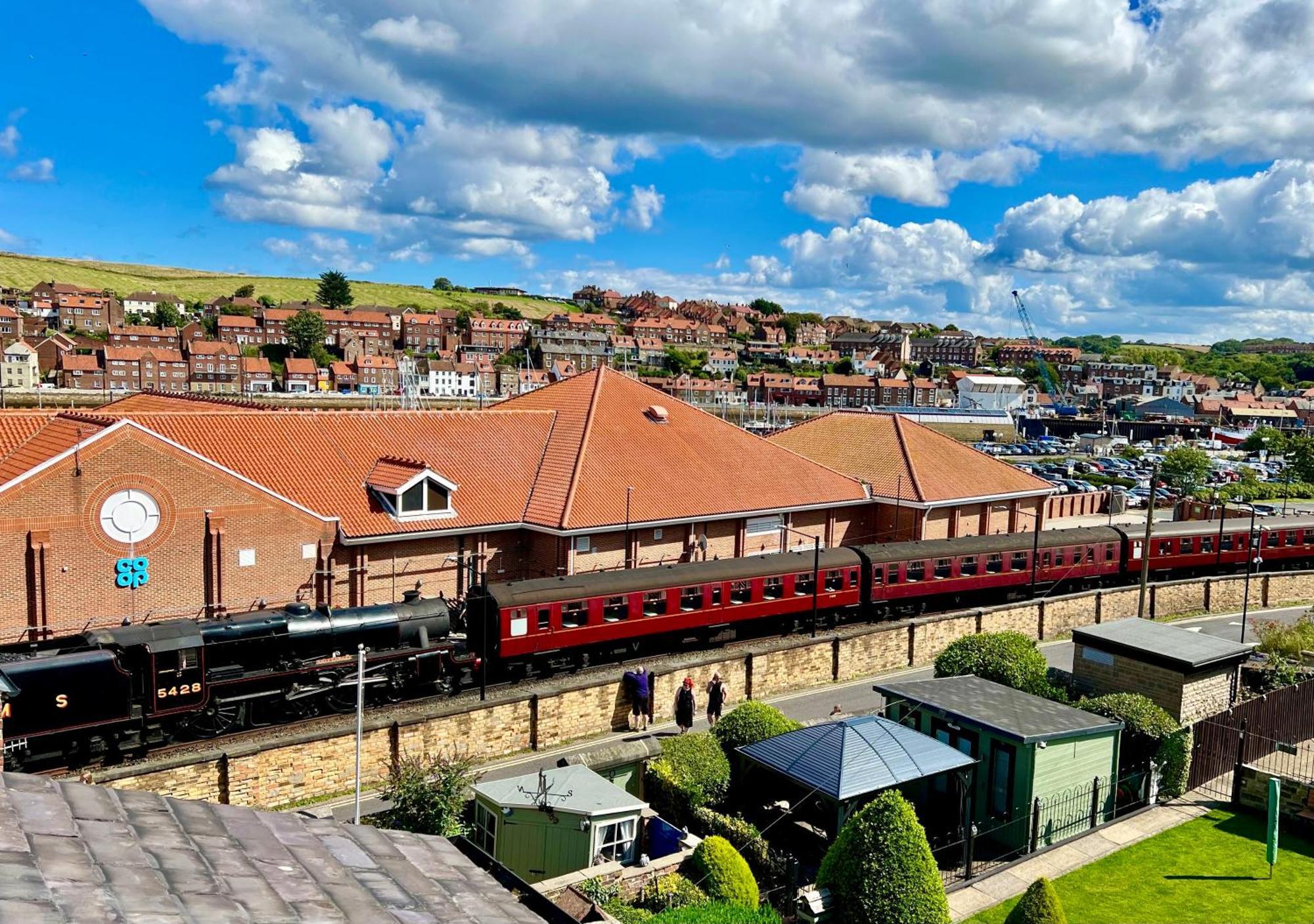 The Mainstay Luxury Boutique Rooms With Private Parking Whitby Exterior photo